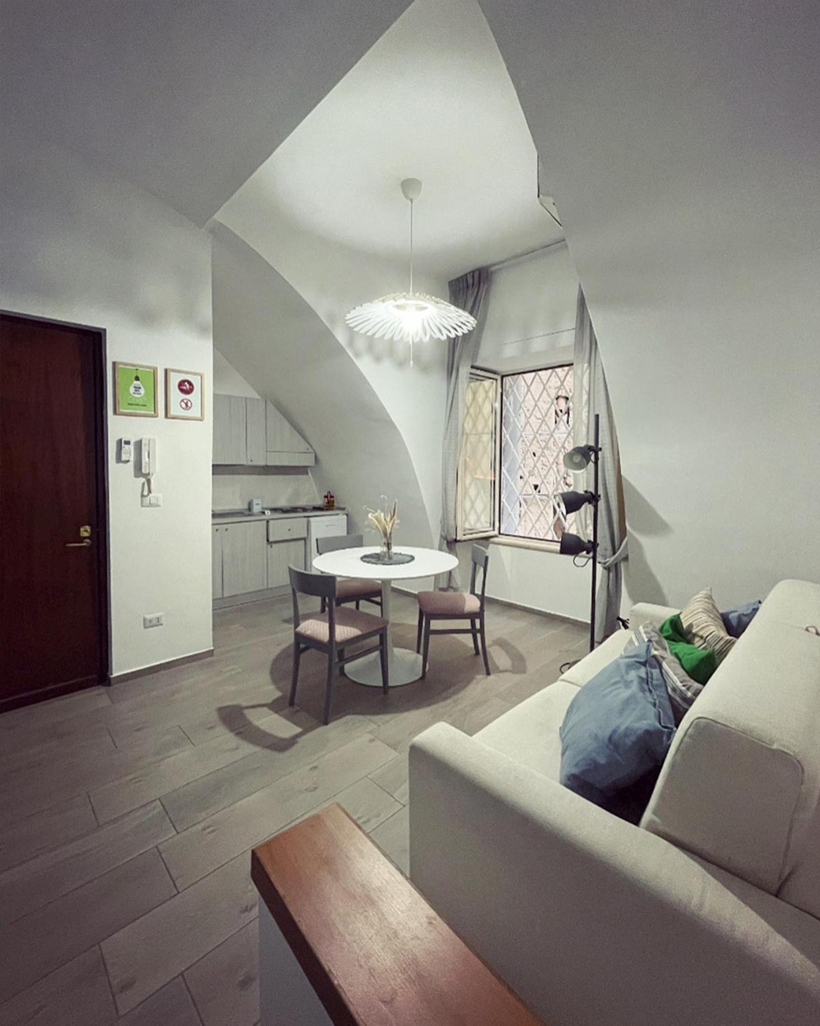 14 Fourteen Apartment Naples Luaran gambar
